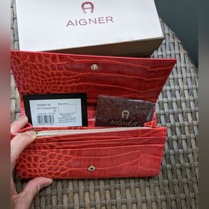 Gorgeous red wallet NWT